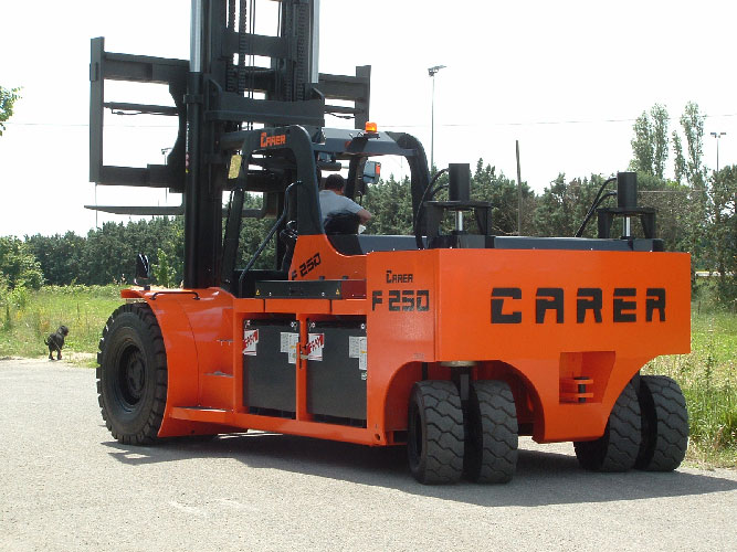 Empty container handling 55,000 lbs outdoor electric forklift