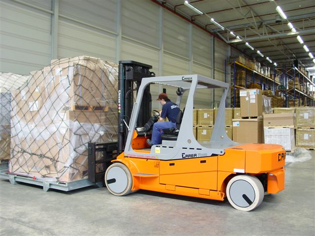 Airport duty forklift with non-marking tires handles cargo bay load sizes