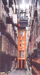 WA Forklift operating in very narrow aisle